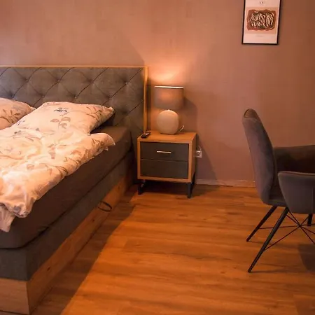 Viktoria's Ferienwohnung アパート *